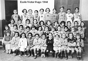 ECOLE VICTOR HUGO FILLES 1944 XXX N01